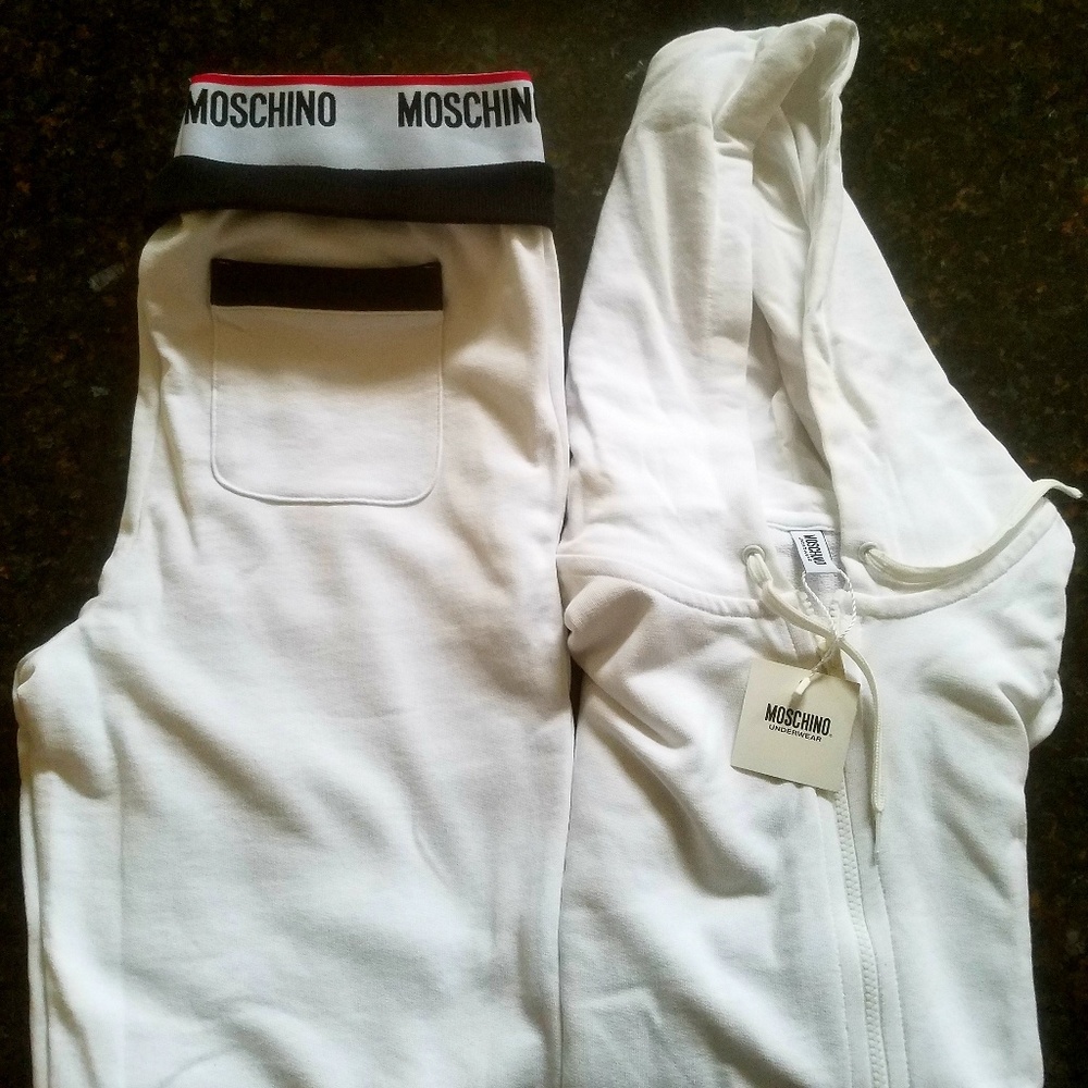 Moschino Mens Top & Bottom
